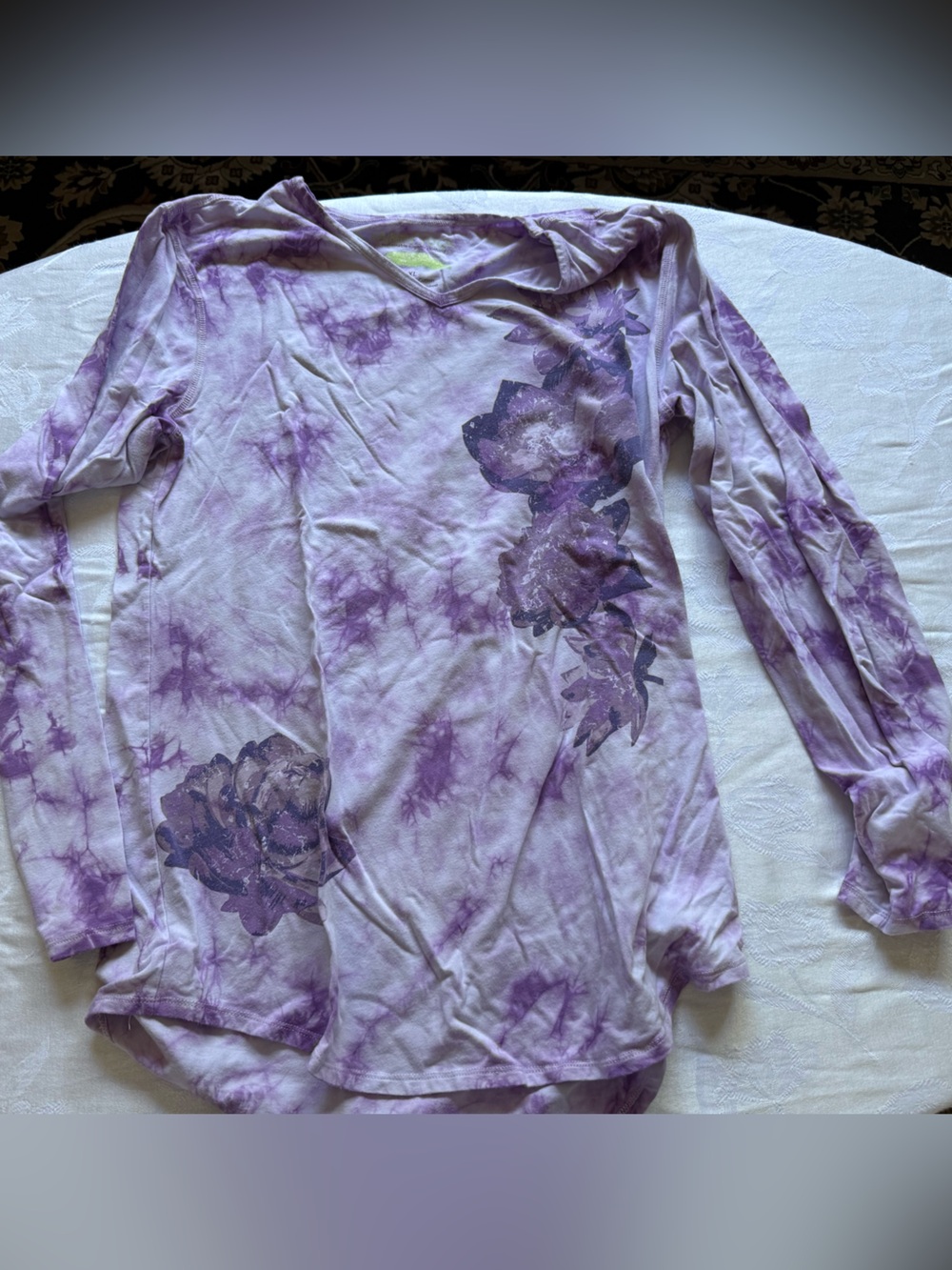Earth Yoga purple and White Tie Dye Cotton Long Sleeve Tee